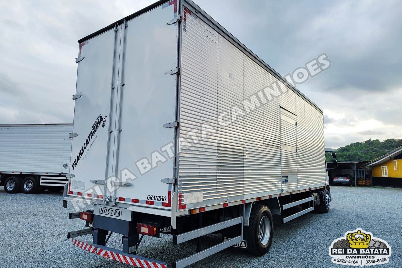 Volvo VM 270 - 13/13 5