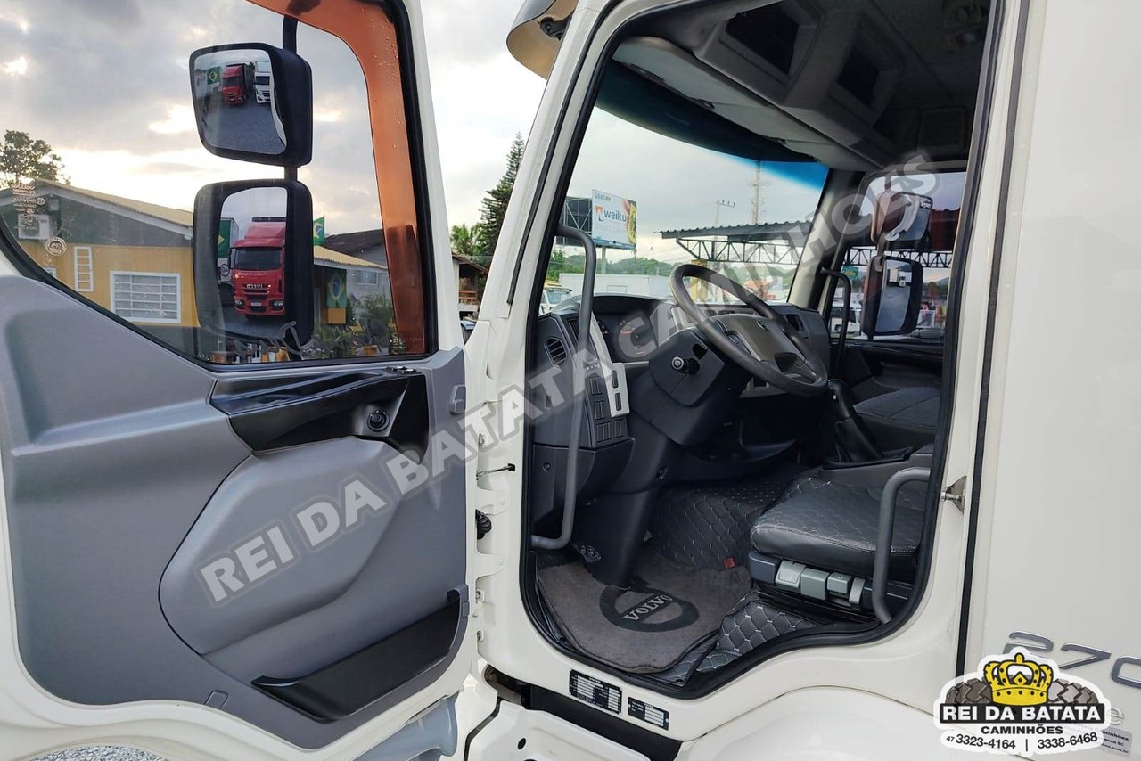Volvo VM 270 - 13/13 8