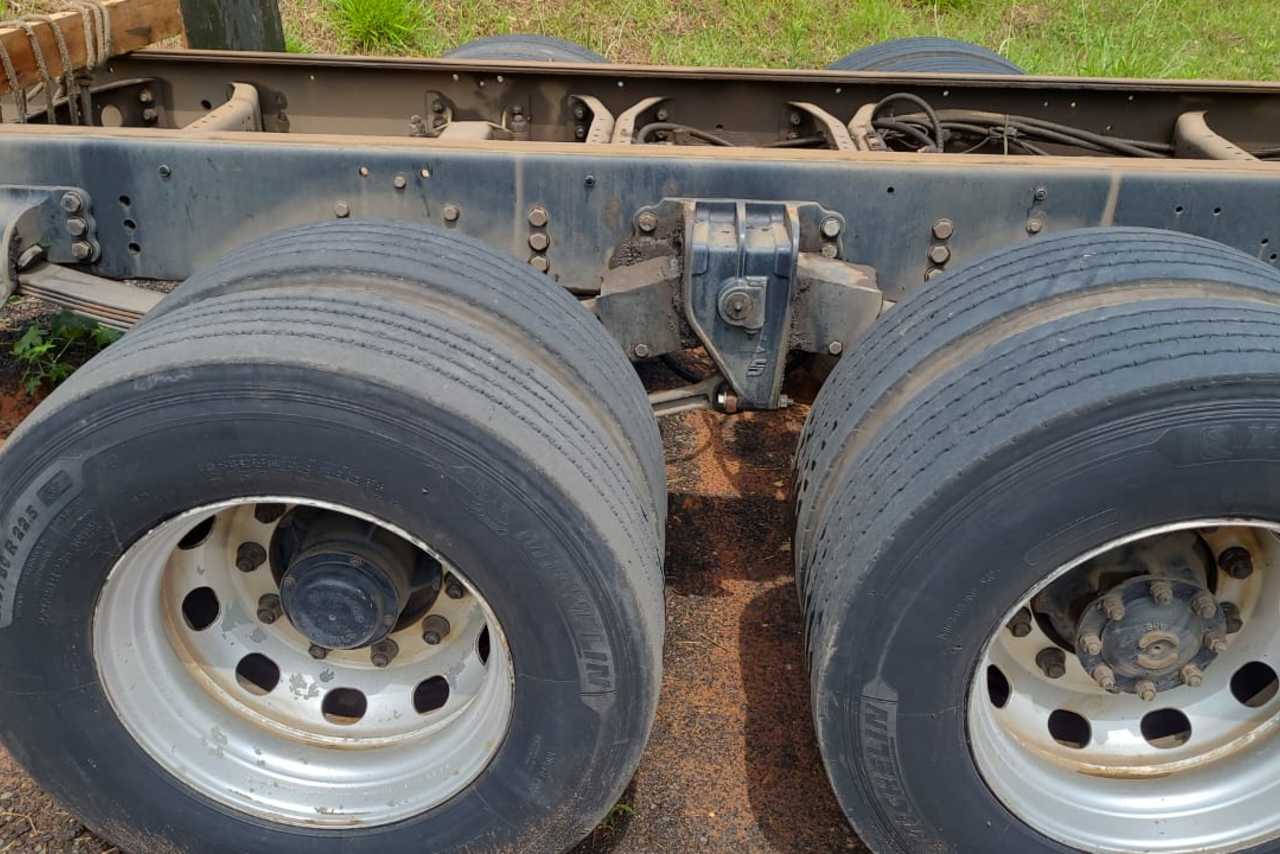 Volkswagen 24-280 E Constellation 6x2 - 13/13 7