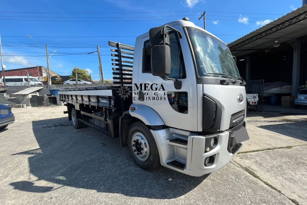 Ford Cargo1319 - 13/13 7