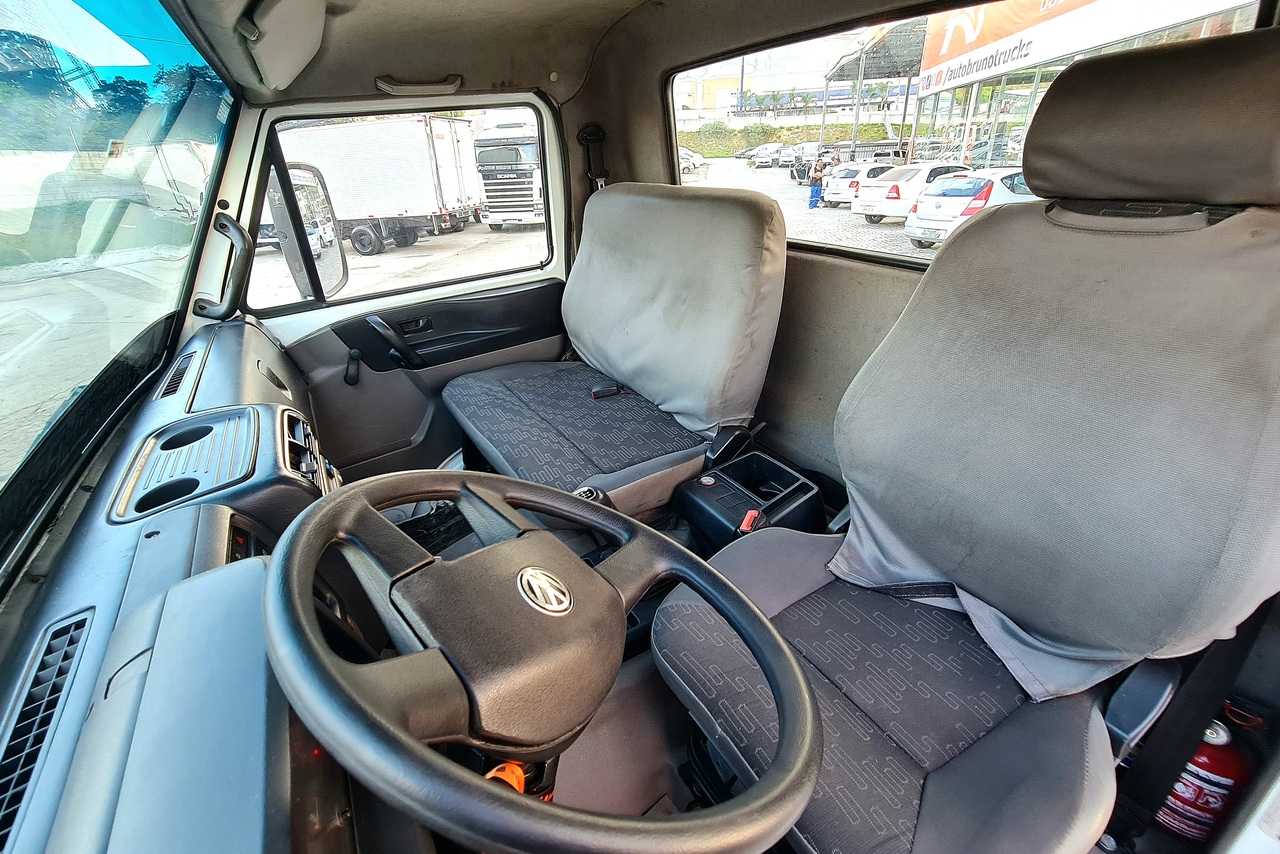 Volkswagen 8 160 - 14/15 15