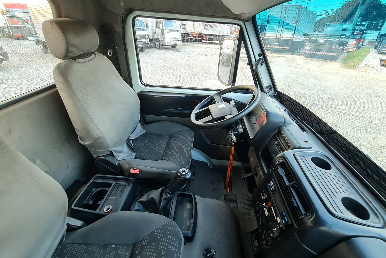 Volkswagen 8 160 - 14/15 18