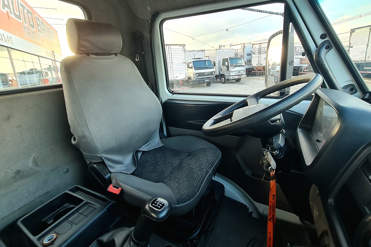 Volkswagen 8 160 - 14/15 19