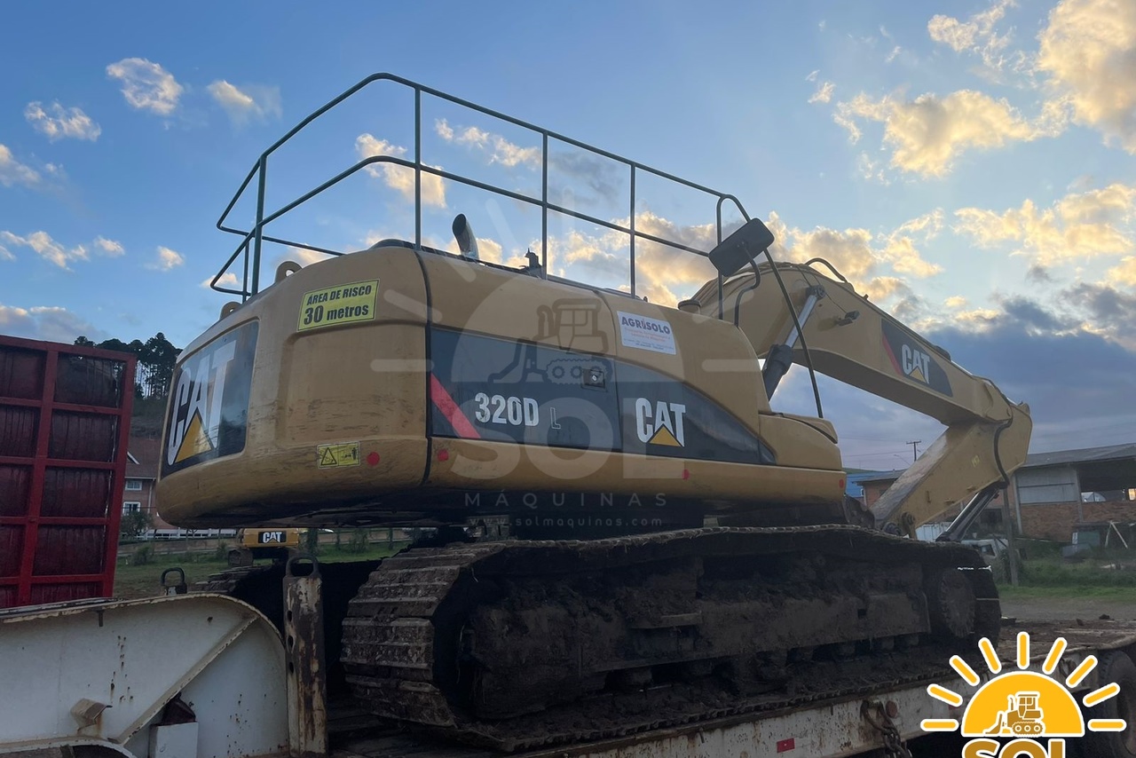 Caterpillar 320DL - 12/12 2