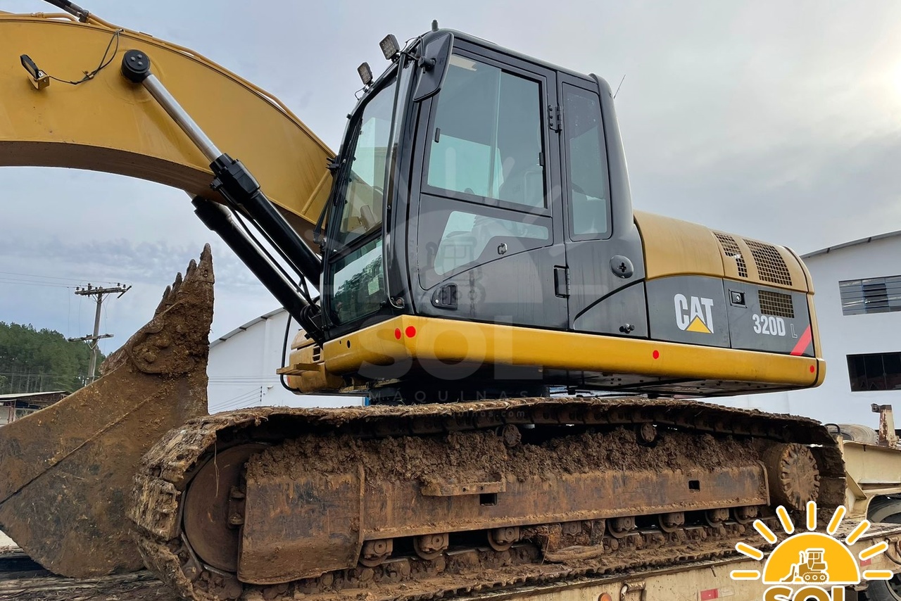 Caterpillar 320DL - 12/12 11