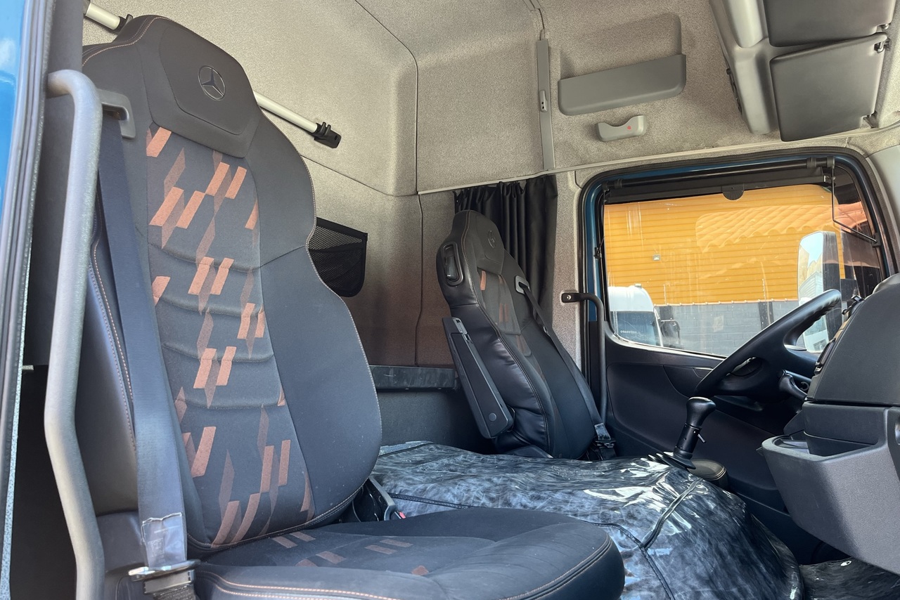 Mercedes Benz Atego 2426 - 18/18 12