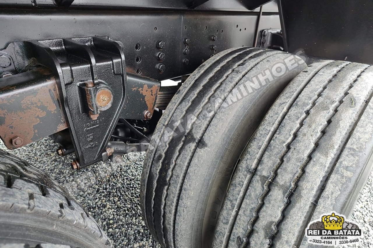 Ford Cargo2428 - 10/10 31