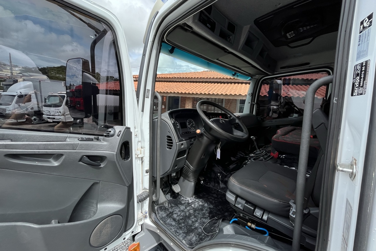 Mercedes Benz Atego 1726 - 19/20 11