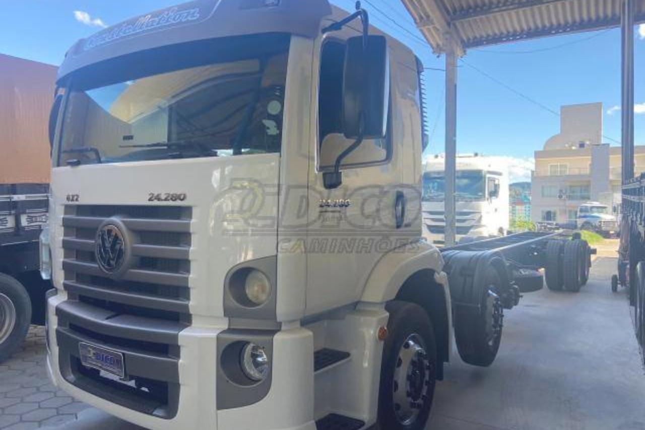 Volkswagen 24-280 E Constellation 6x2 - 12/13 4