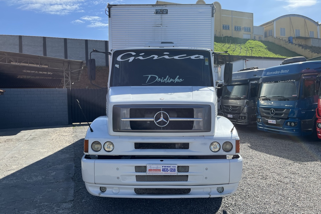 Mercedes Benz MB 1620 - 04/04 2