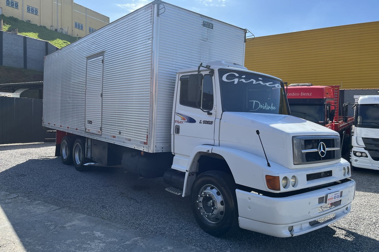 Mercedes Benz MB 1620 - 04/04 3
