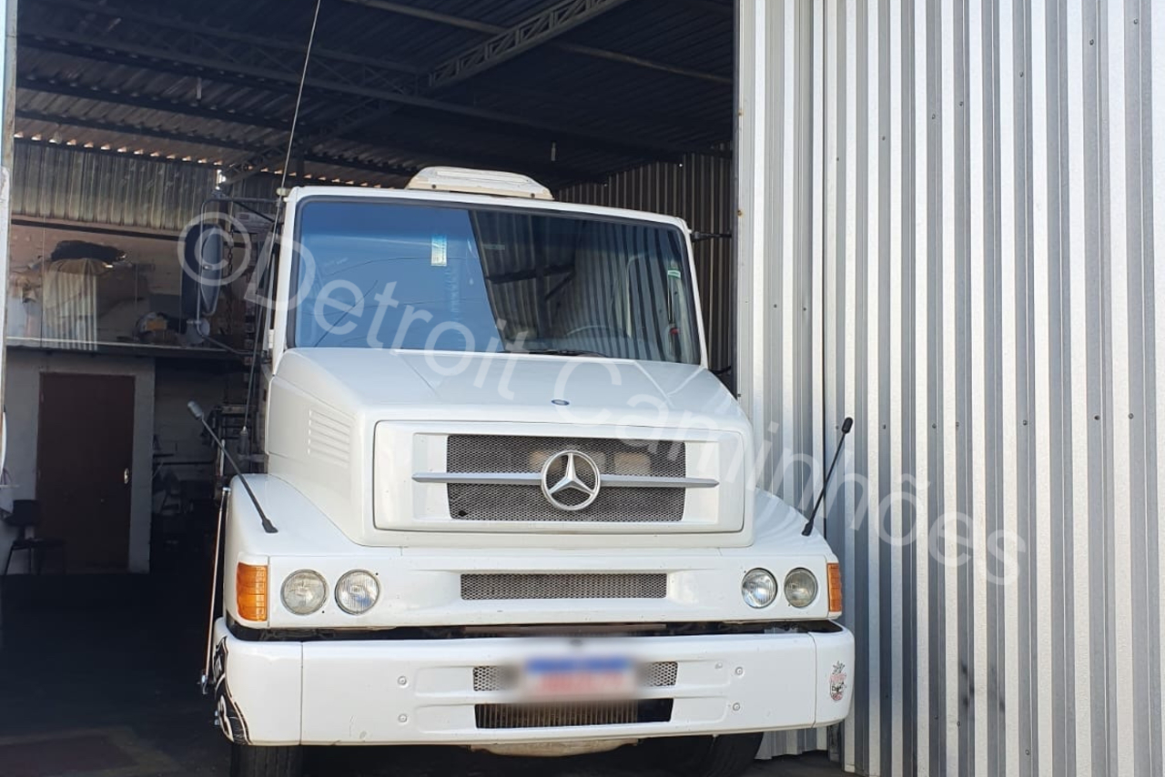 Mercedes Benz MB 1620 - 06 6