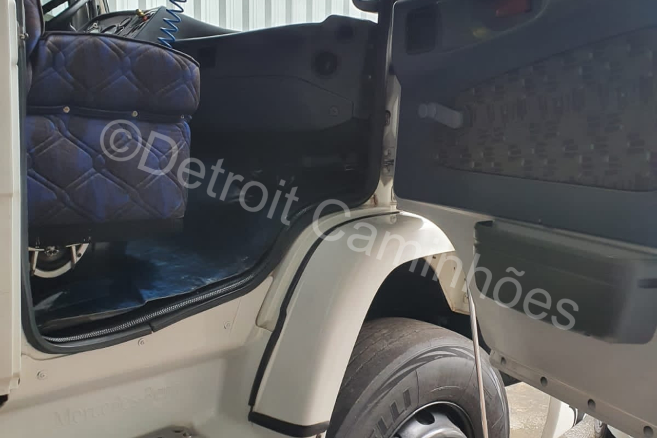 Mercedes Benz MB 1620 - 06 13