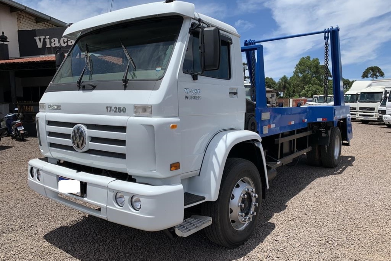 Volkswagen 17 250 - 09/09 4
