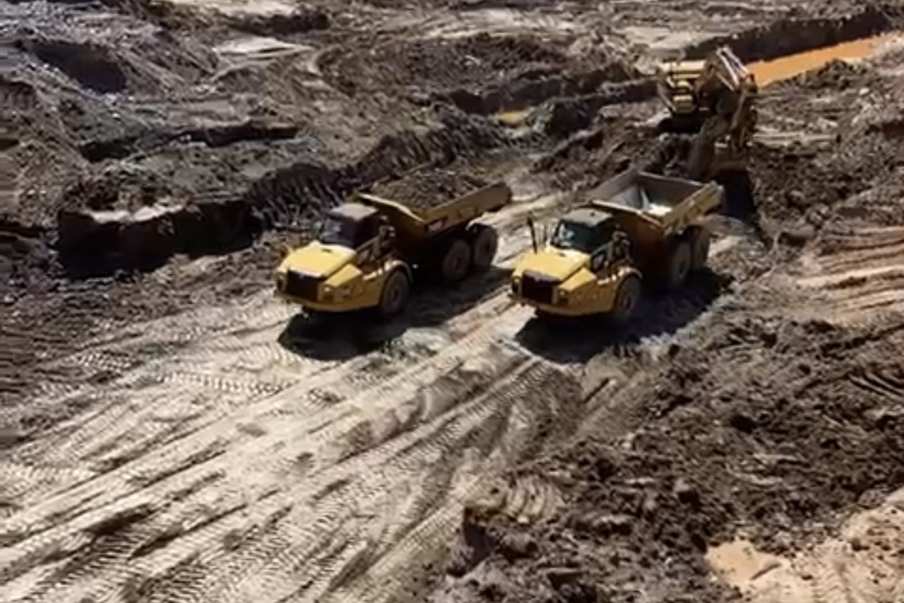 Caterpillar 740B -  3