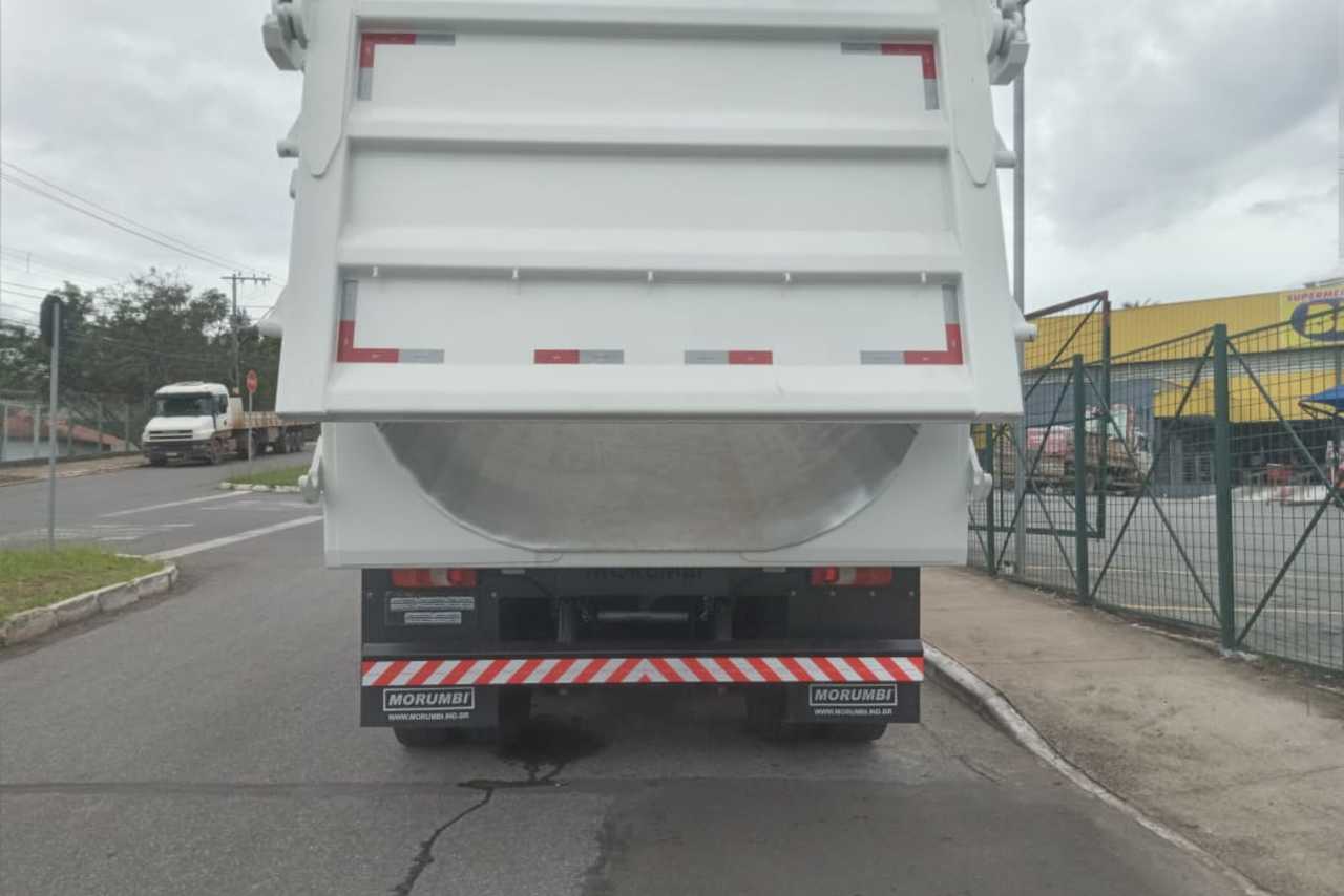 Mercedes Benz Axor 3344 - 20/20 5