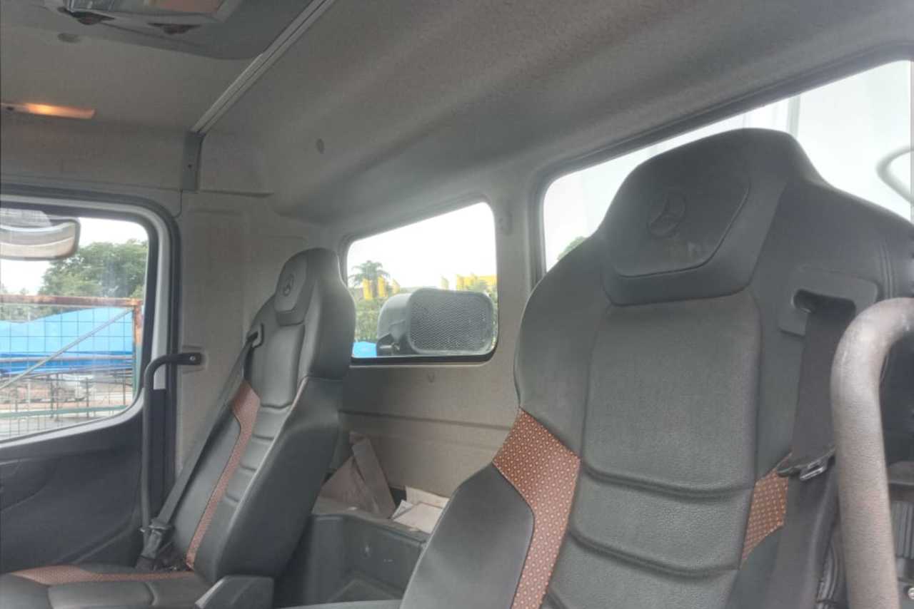 Mercedes Benz Axor 3344 - 20/20 8