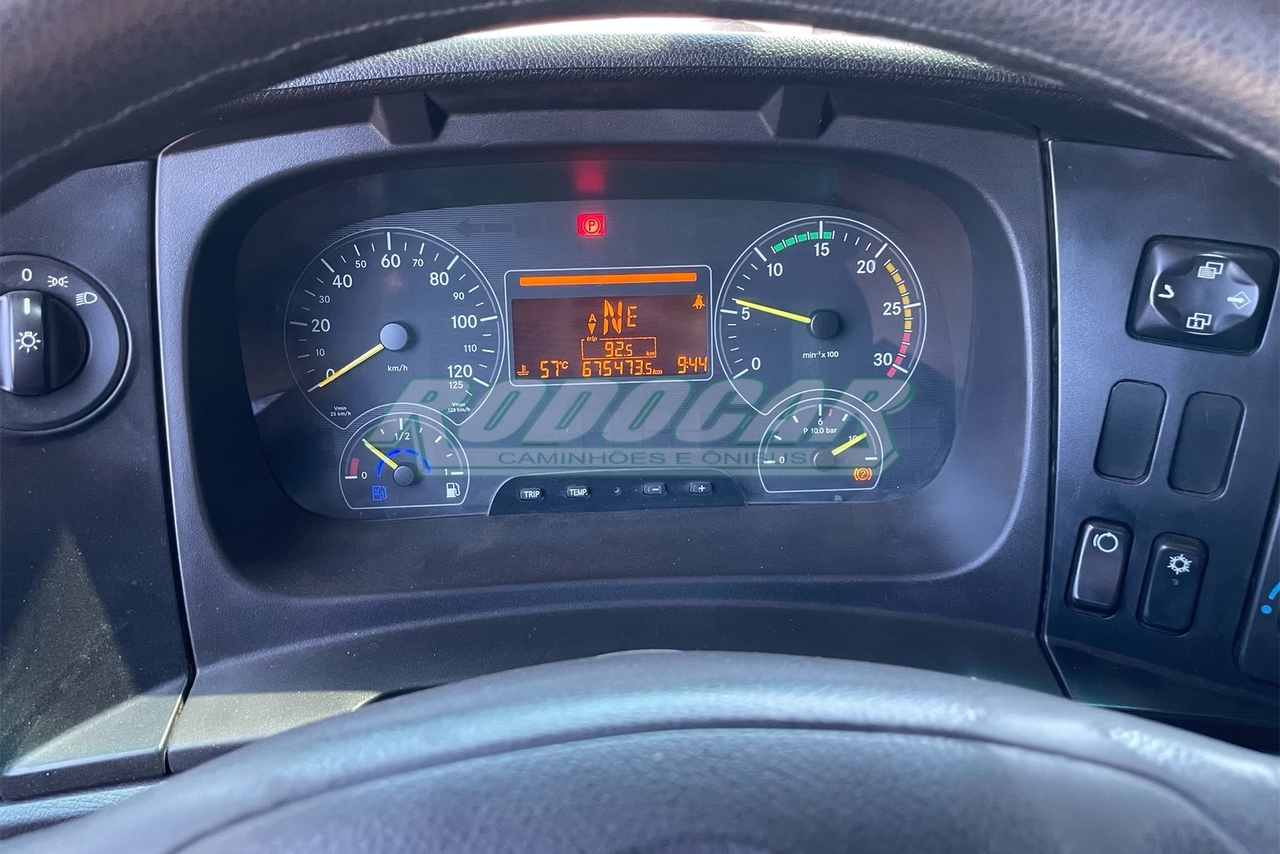 Mercedes Benz Atego 2430 - 14/14 14
