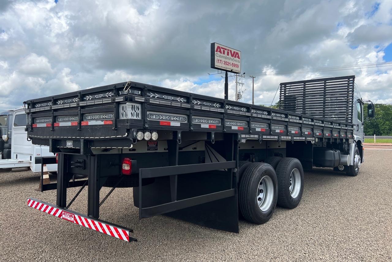 Volkswagen 24-280 E Constellation 6x2 - 13/13 5