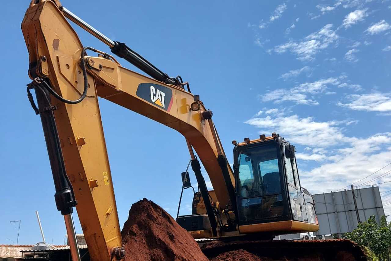 Caterpillar 318D2L - 14/14 6