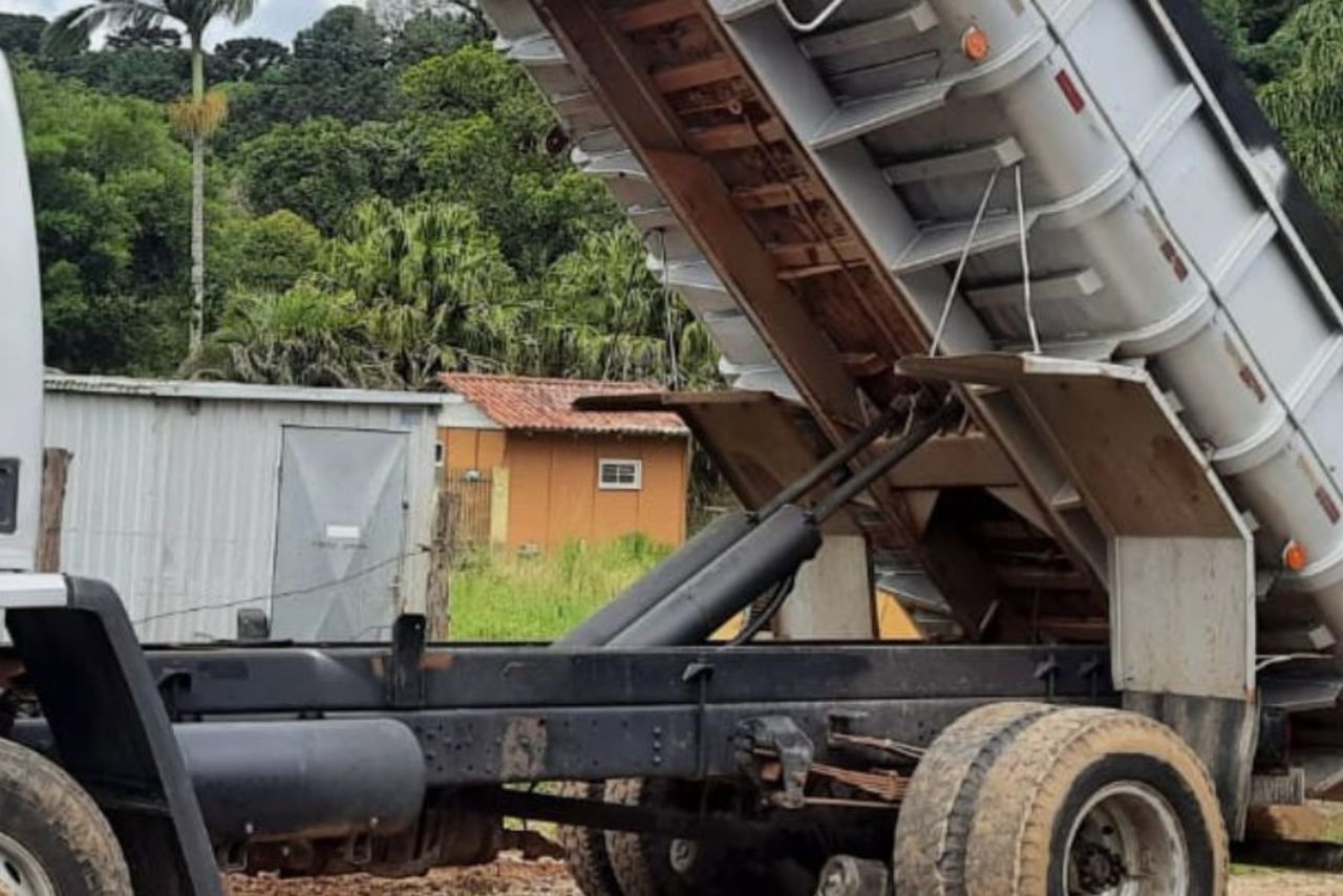 Ford Cargo1317 - 10 7