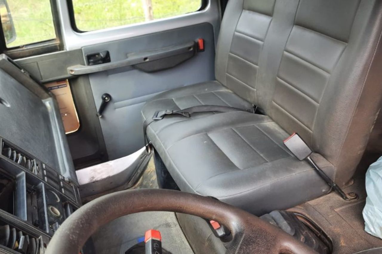 Ford Cargo1317 - 10 10