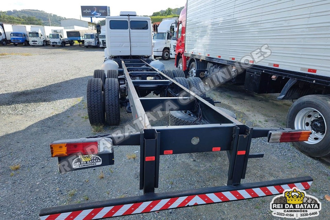 Mercedes Benz MB 1620 - 09/09 5