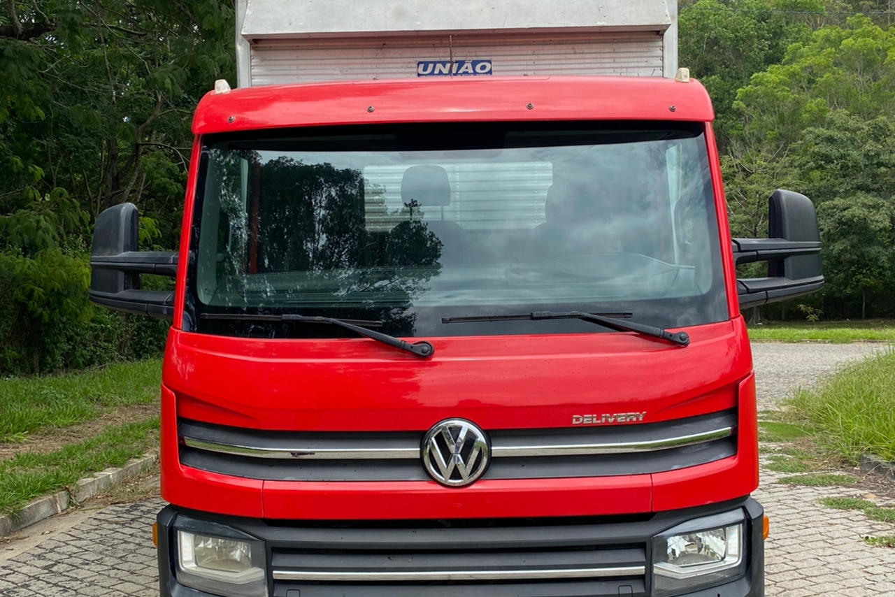 Volkswagen 11-180 Delivery  - 18/19 7