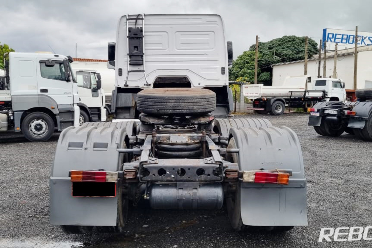 Mercedes Benz Axor 2544 - 08/09 3