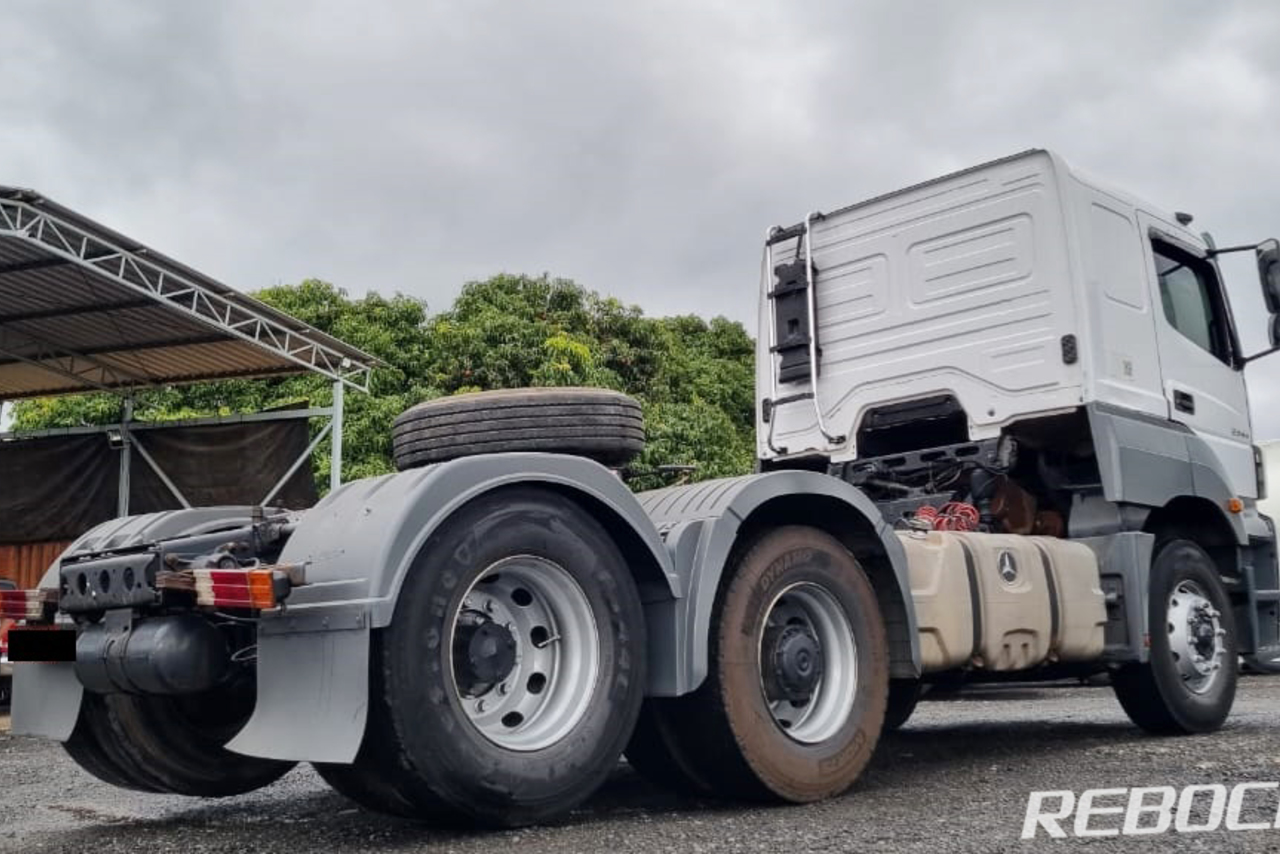 Mercedes Benz Axor 2544 - 08/09 12