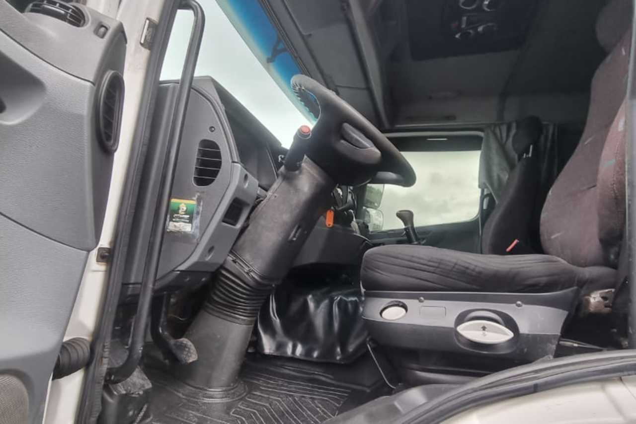 Mercedes Benz Axor 2544 - 08/09 15