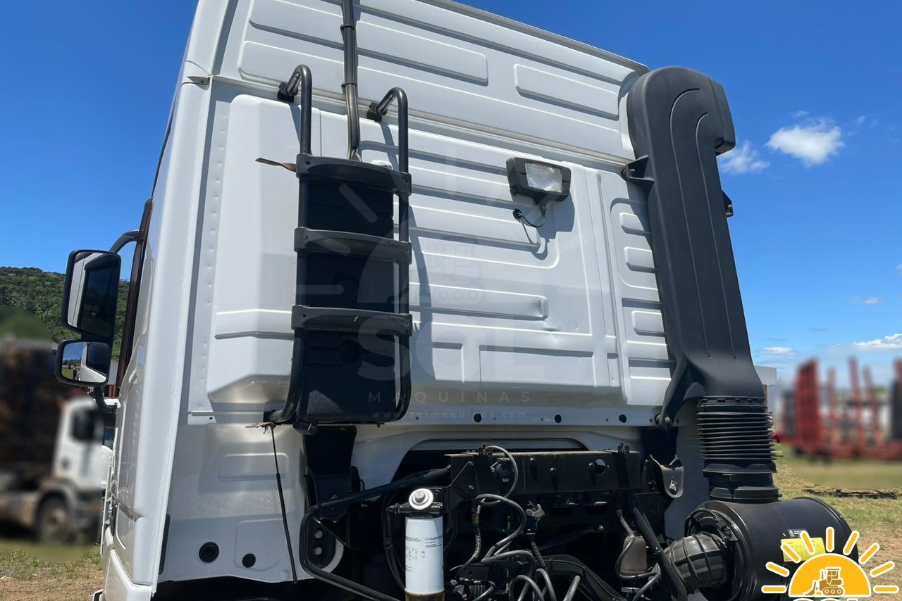 Mercedes Benz Actros 2646 - 16/16 10