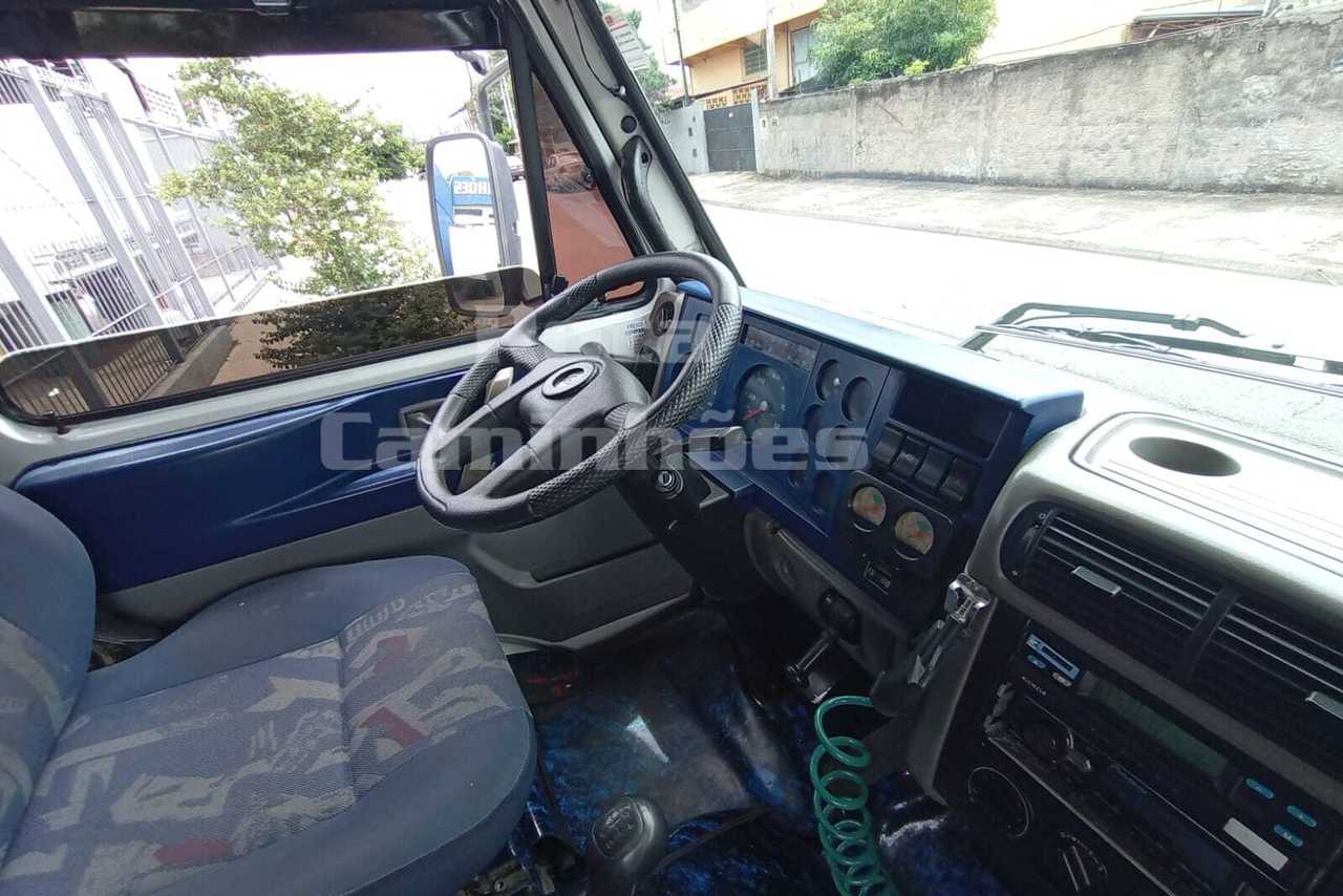 Volkswagen 13-180 - 05/05 12