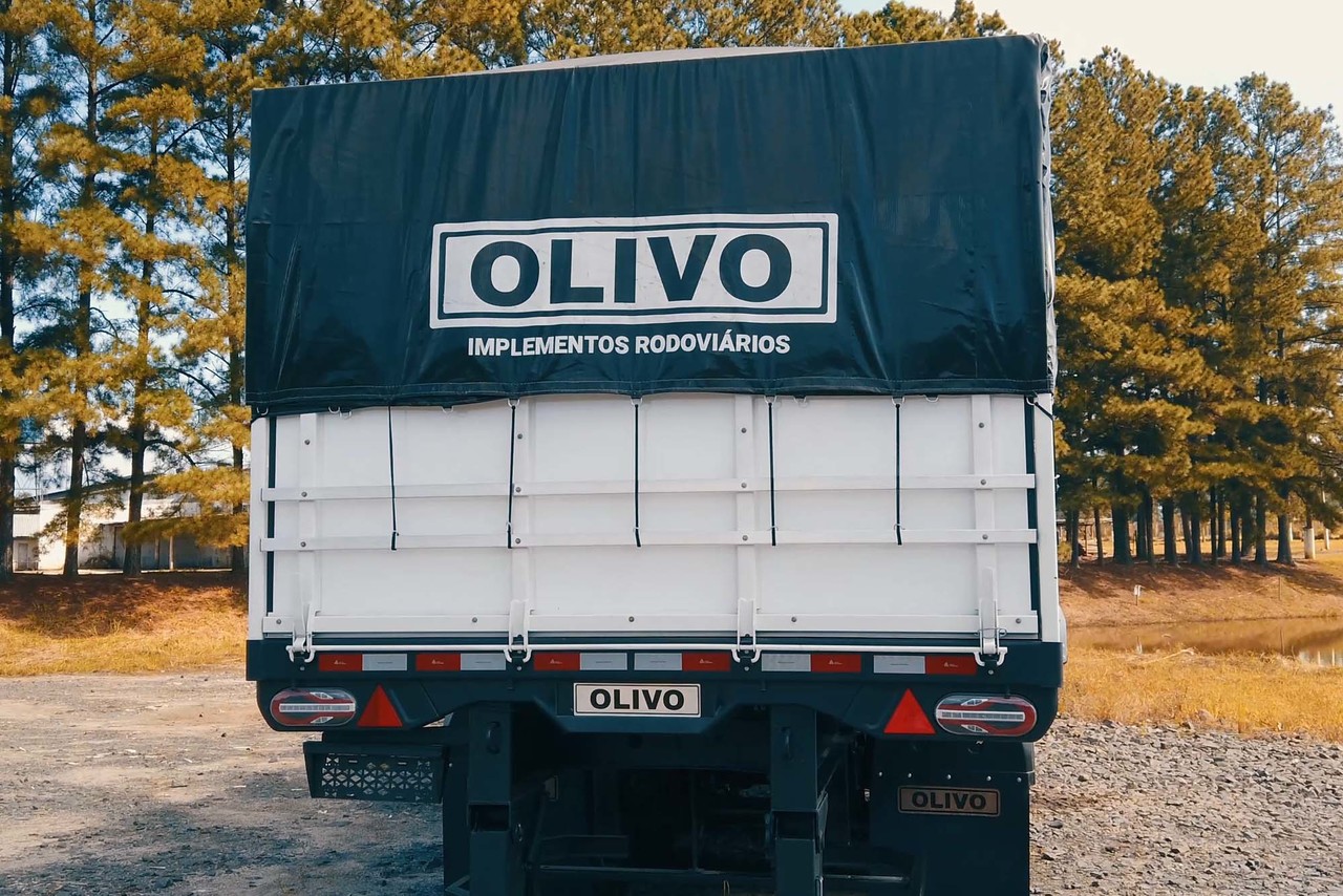 Olivo Implementos Graneleiro - 23/23 12