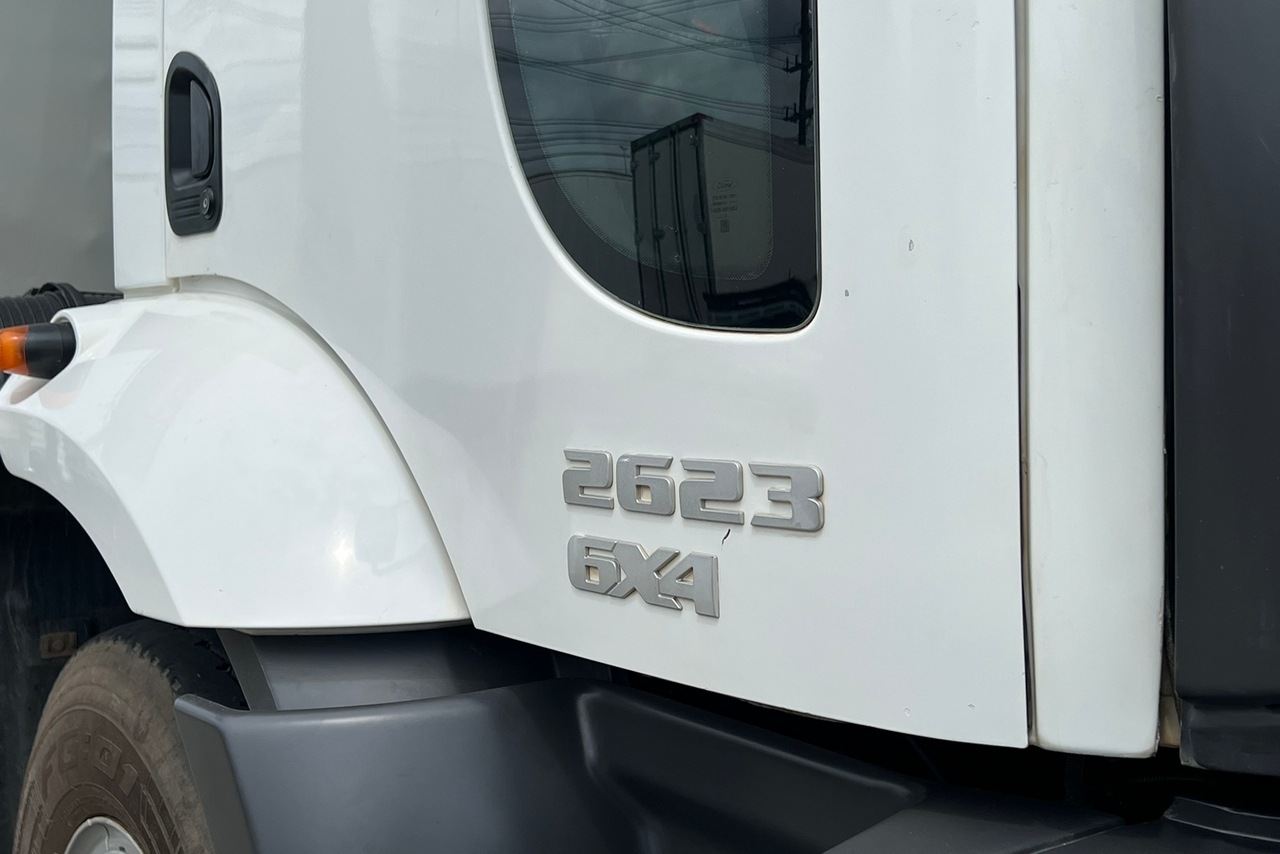 Ford Cargo 2623 - 12/13 8
