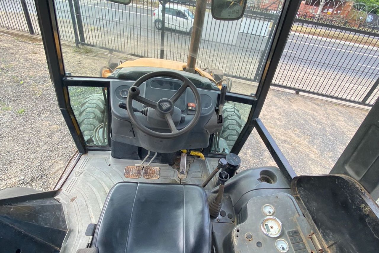JCB 3C - 12/12 3