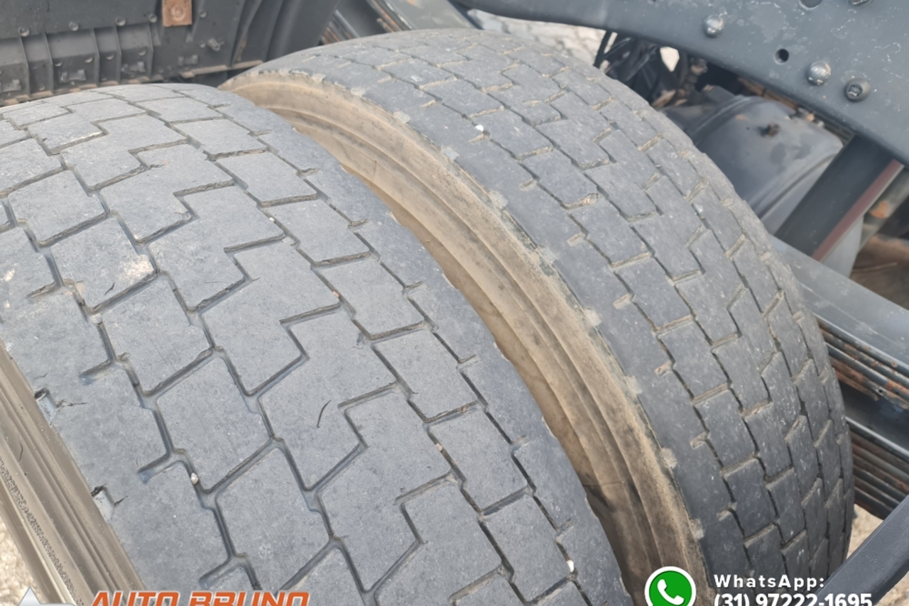 Iveco Stralis 410 - 11/12 9