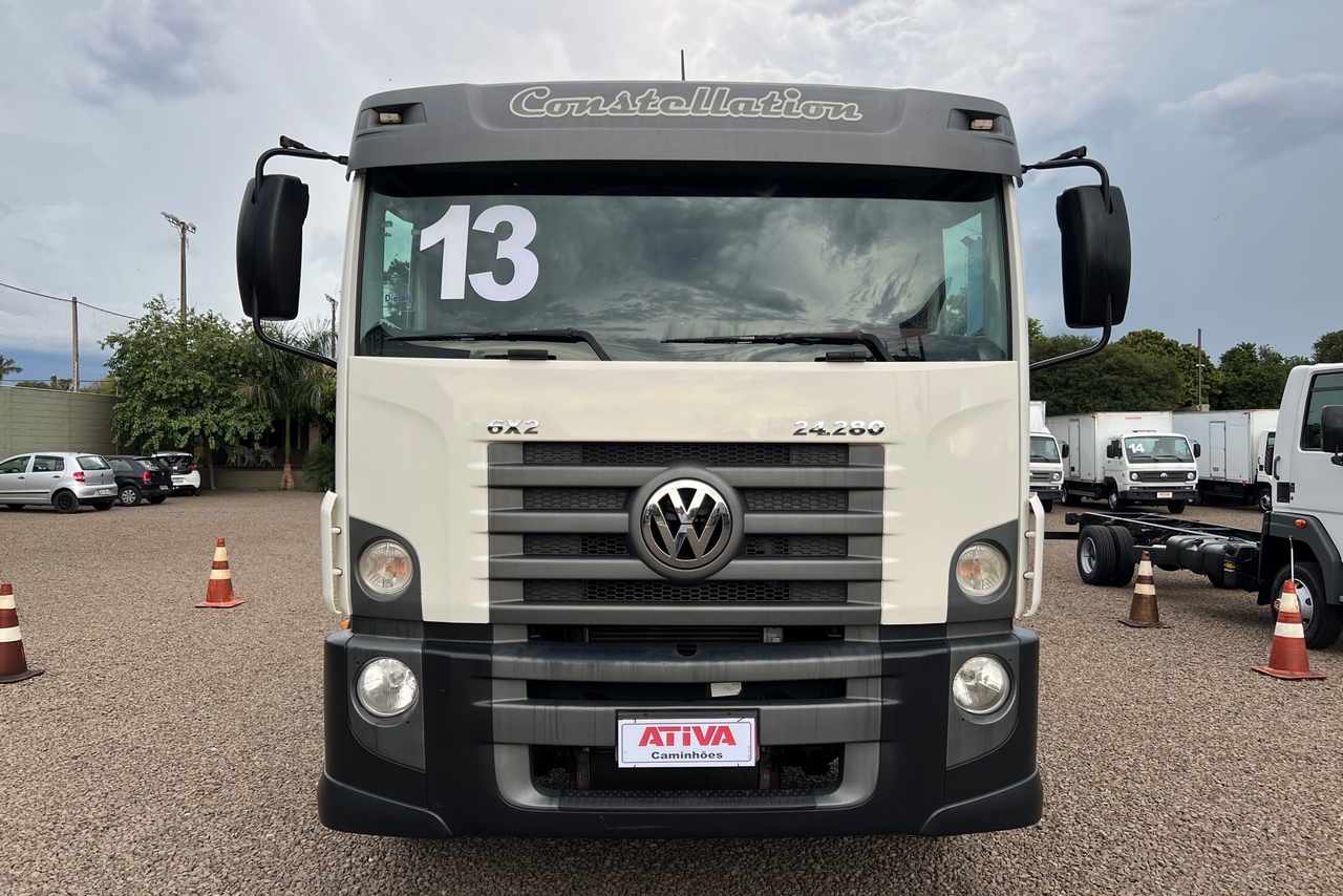 Volkswagen 24-280 E Constellation 6x2 - 12/13 2