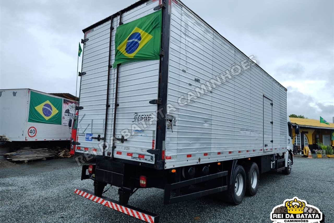 Volkswagen 24-280 E Constellation 6x2 - 12/12 4