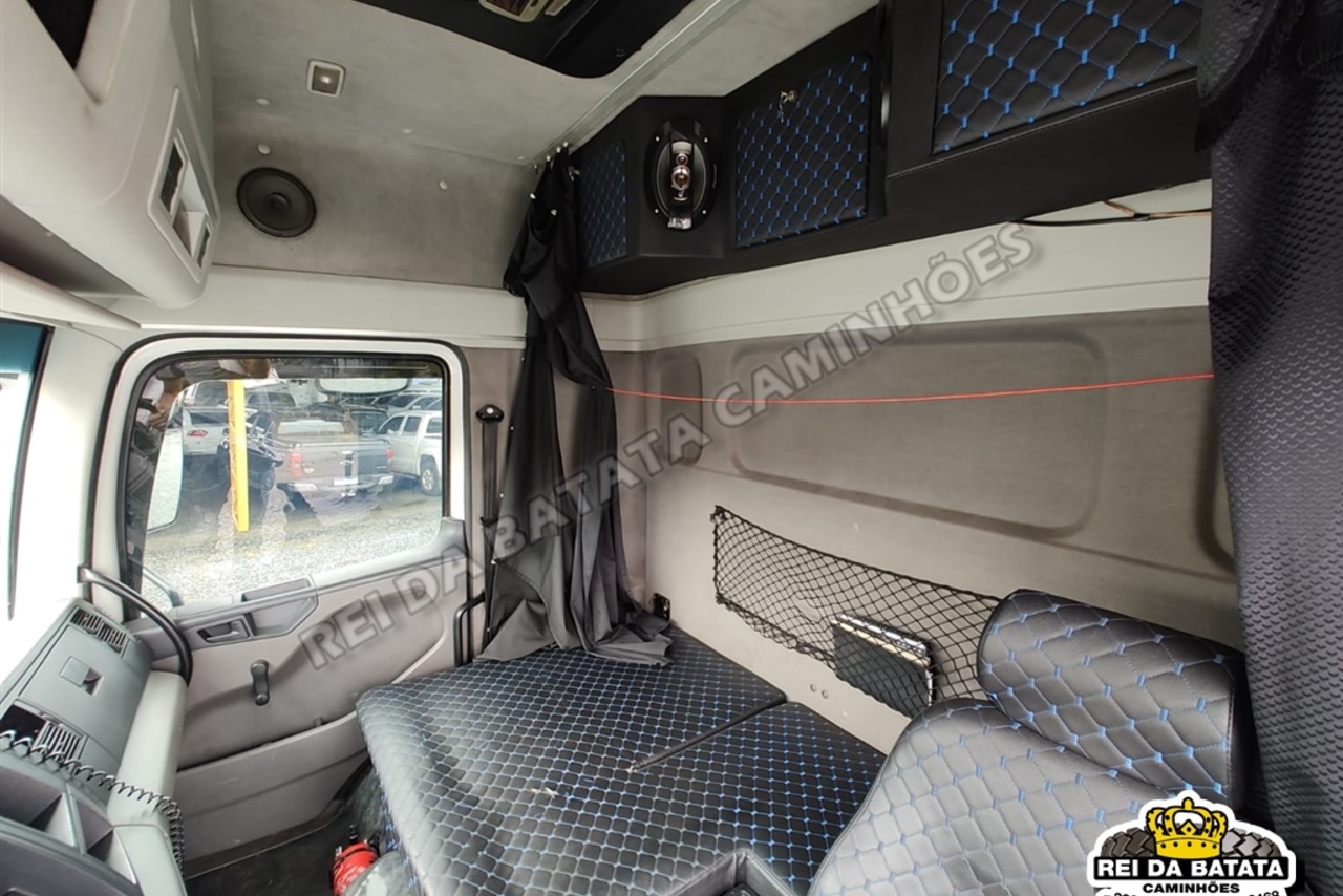 Volkswagen 24-280 E Constellation 6x2 - 12/12 10