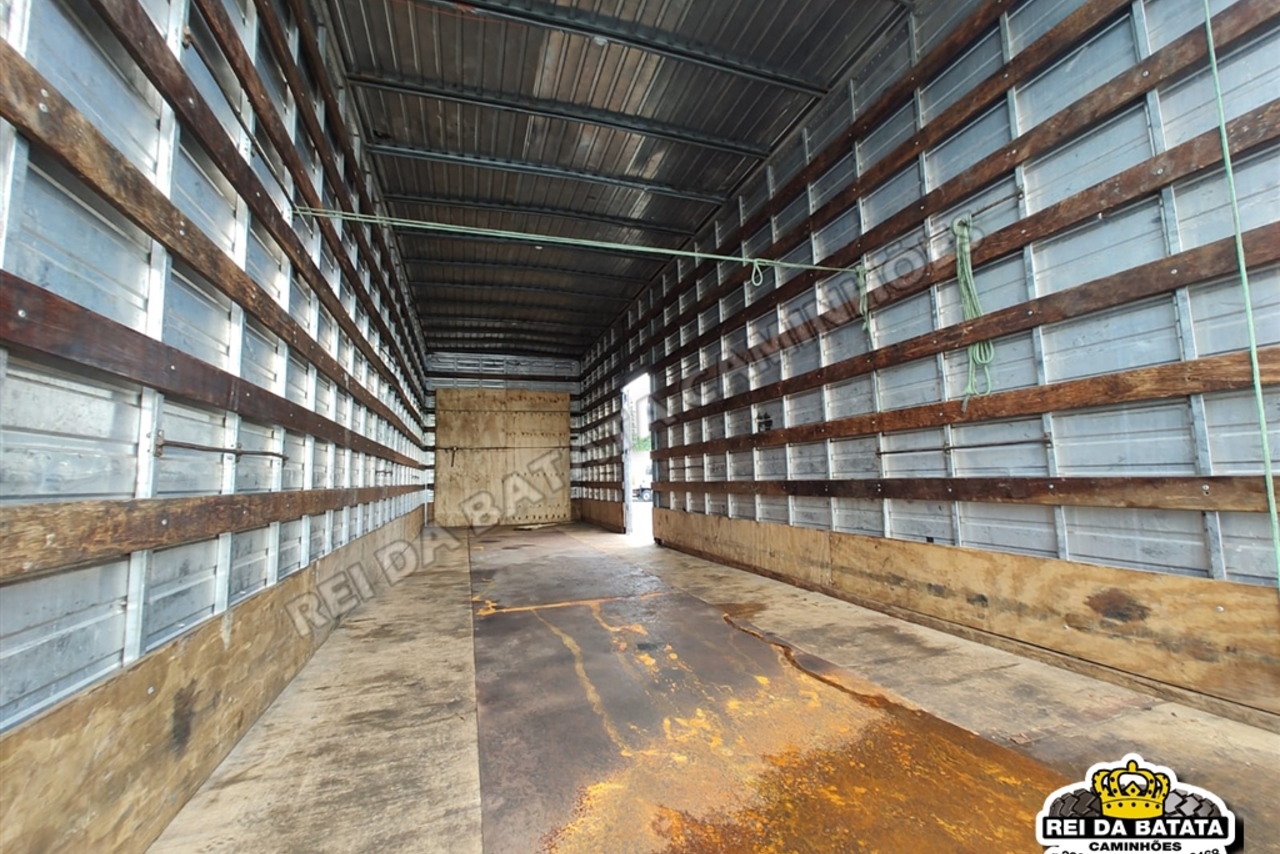 Volkswagen 24-280 E Constellation 6x2 - 12/12 12