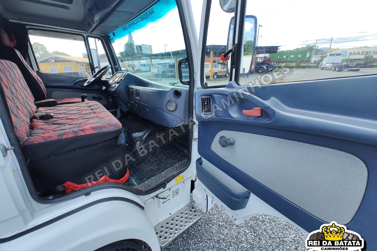 Mercedes Benz MB 712 - 99/99 12