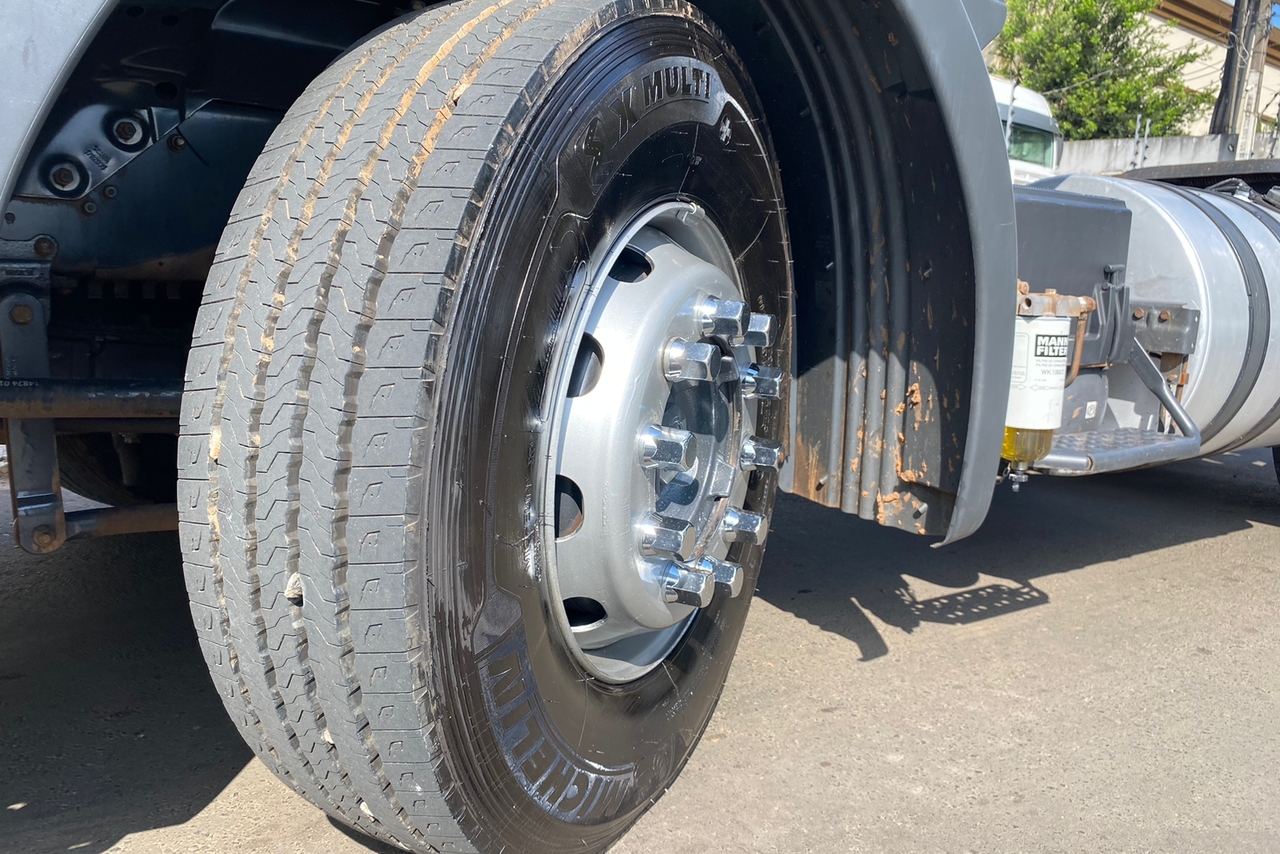 Scania 440 - 13/13 10