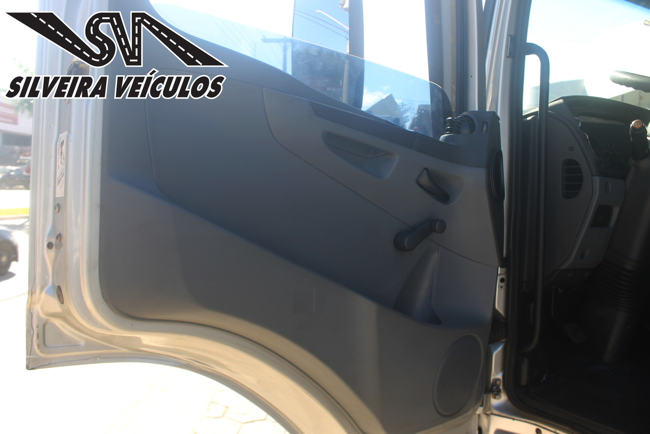 Mercedes Benz Atego 2425 - 07/08 9
