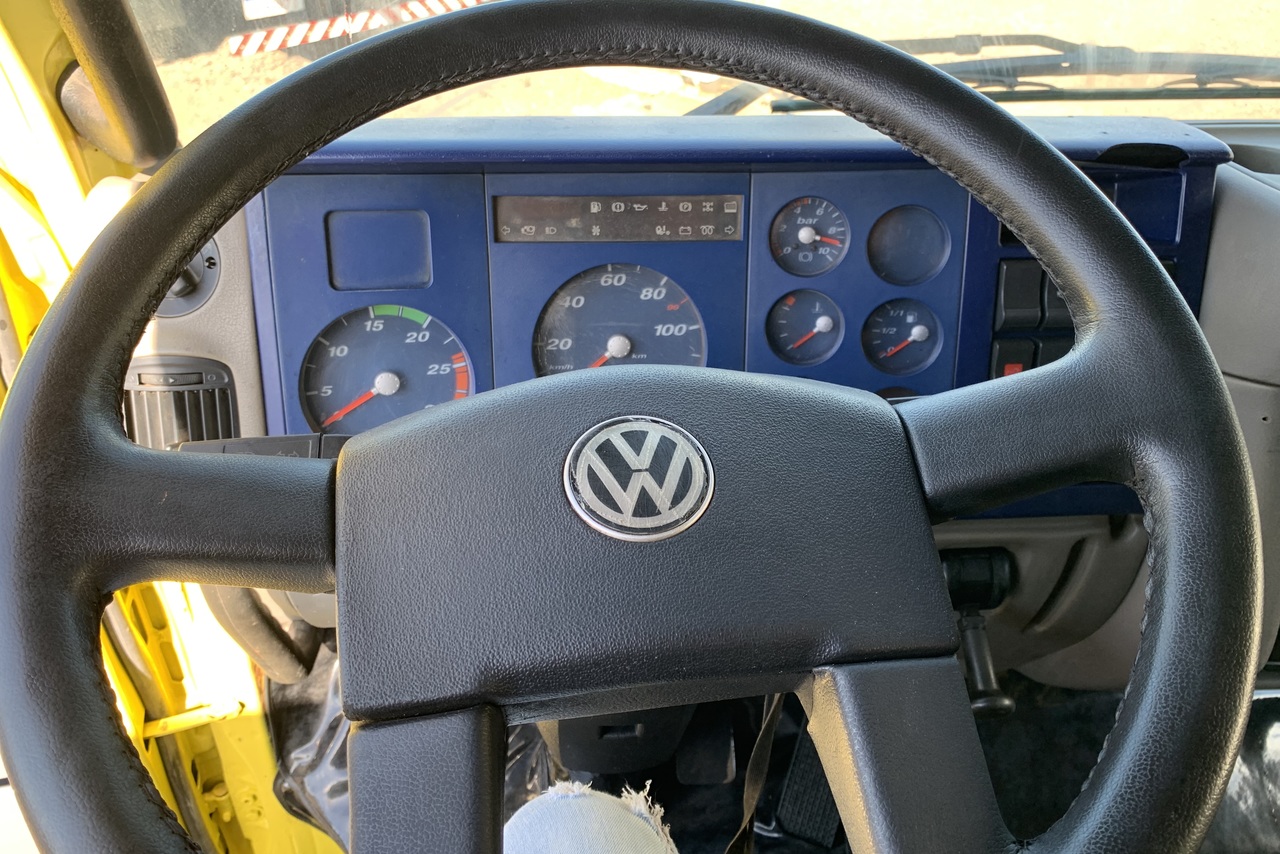 Volkswagen 24 220 - 07/07 11