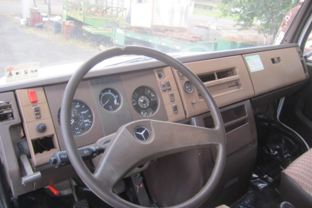 Mercedes Benz MB 2325 - 91/91 8
