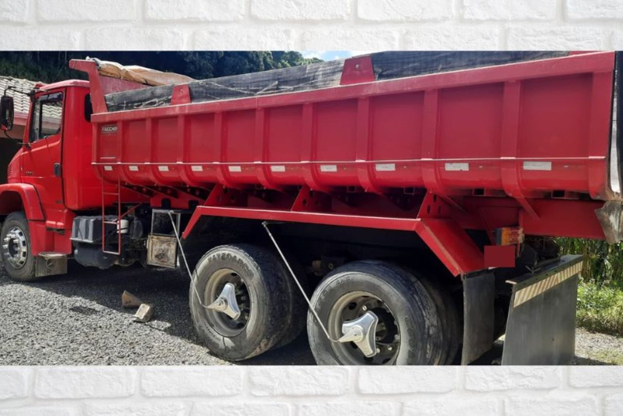 Mercedes Benz MB 2324 - 14 3