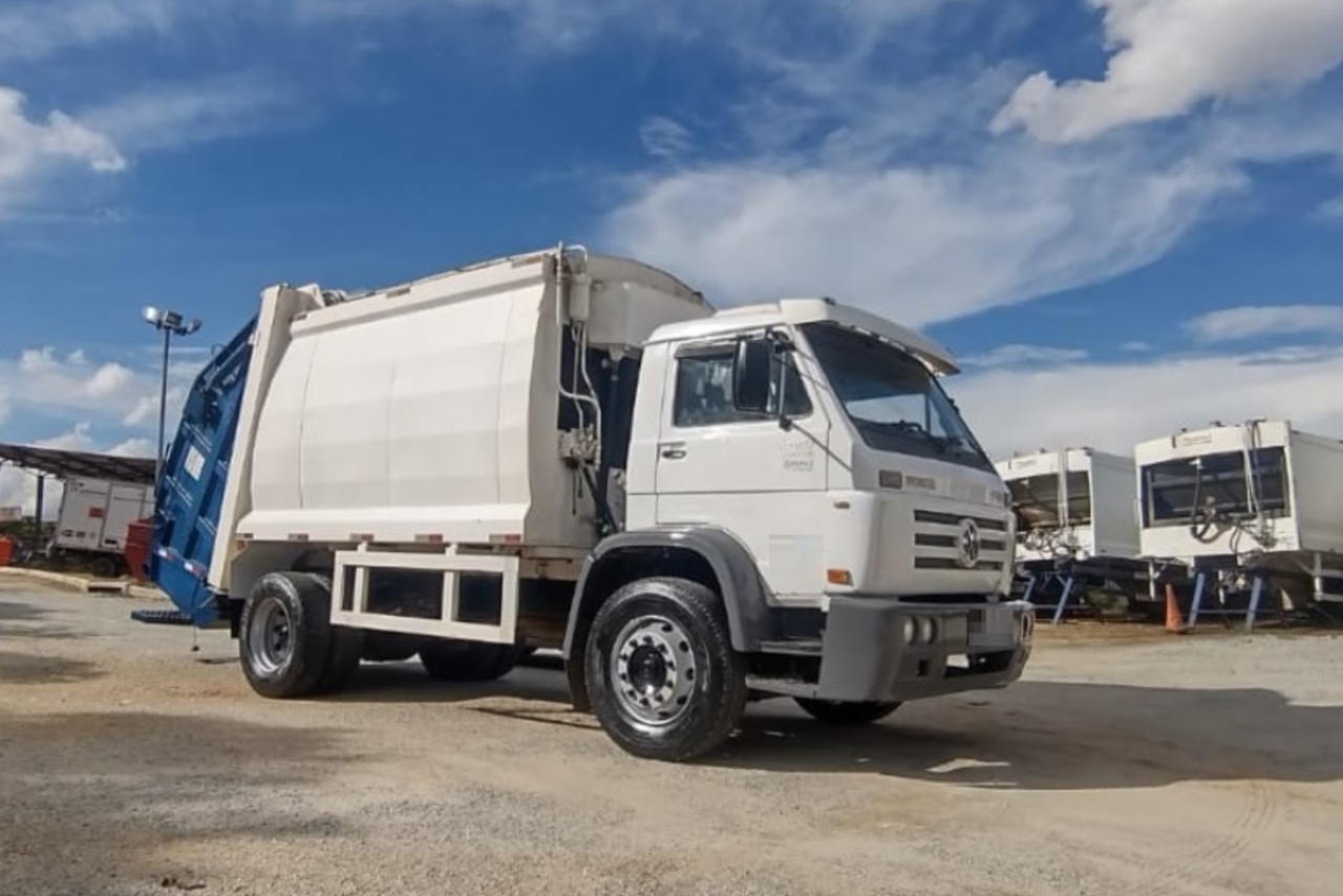 Volkswagen VW 17180 - 10/10 6