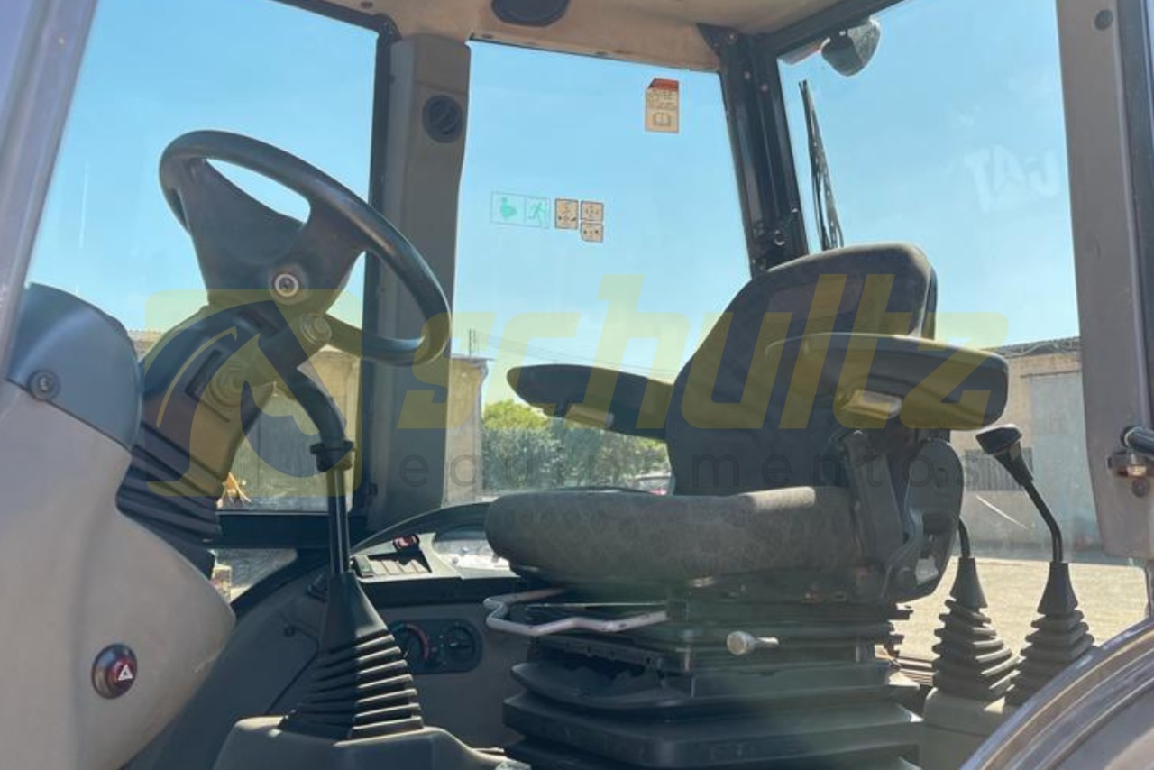 New Holland B95B - 18/18 7