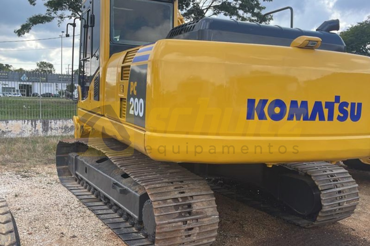Komatsu PC200 - 09/09 3